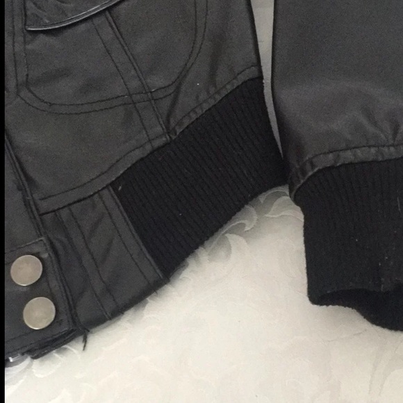 Miley Cyrus Jacket. Size 8 - Picture 6 of 7